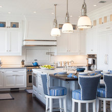 white kitchen I like