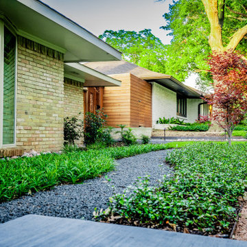 Mid-Century Modern Curb Appeal | Preston Hollow Architectural Pathways