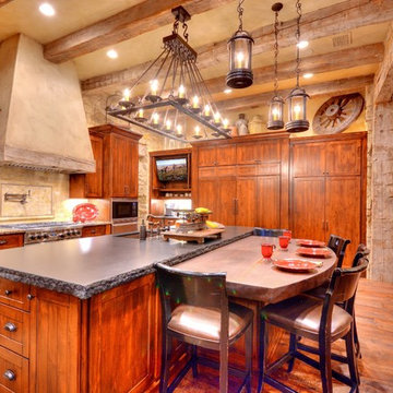 Rustic Ranch Combines Old and New