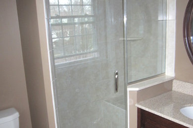 Bathroom - traditional bathroom idea in Philadelphia