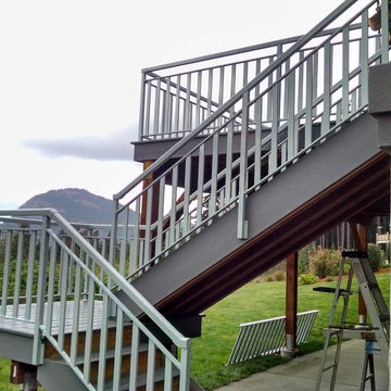 Couple Decks and Outdoor living areas