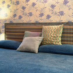 Metaphor | Upholstered headboard in distressed wood finish - Beds