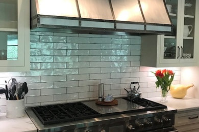 Kitchen - kitchen idea in Other