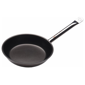 Swiss Diamond Nonstick Fry Pan, 9.5" - Contemporary - Frying Pans And  Skillets - by Chef's Corner Store | Houzz