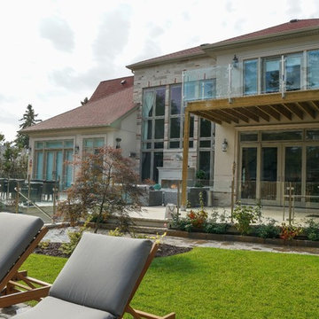 Thornhill Backyard 5 star package and front heated driveway