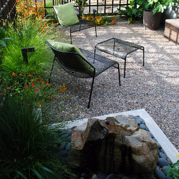 Berkeley Urban Patio Front Yard