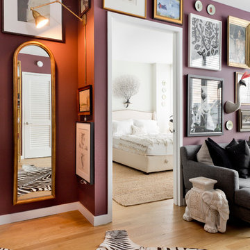 My Houzz: Rugs Define Living Spaces in a 750-Square-Foot Apartment