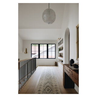 Lincoln x CM Studio - Transitional - Hall - Chicago - by CM Studio