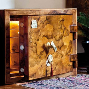 The Conforti Safe Briar-Wood series