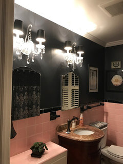 1950s Bathrooms and a Pink and Gray Kitchen: Friday Finds - Town