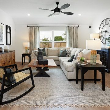 San Antonio, Texas | Legend Point - Landmark Avalon Living Room