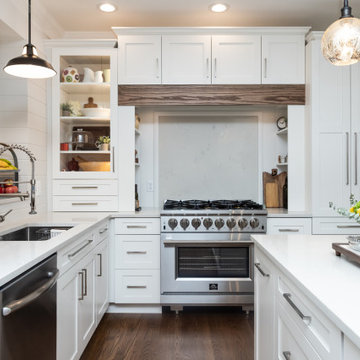 Traditional Kitchen Remodel Done in Snow Color Cabinets