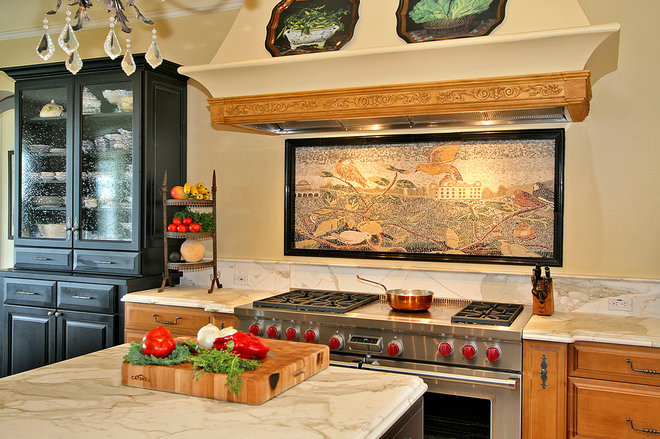 Traditional Kitchen by Tina Kuhlmann