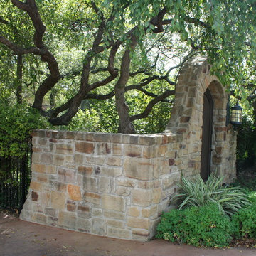 Spanish Oaks Home