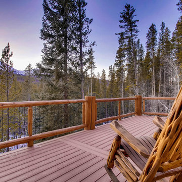 Apre Ski Spruce Log Cabin