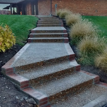 Exposed Aggregate with Stamped Red Brick Boarder