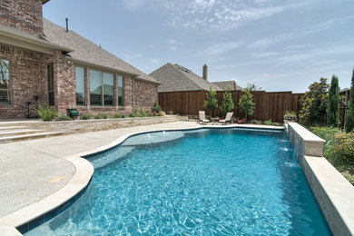 Inspiration for a transitional pool remodel in Dallas