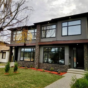 19 AV NW Duplex