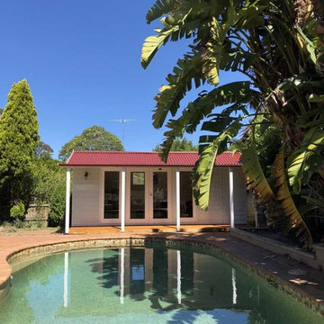 Zach's Pool Cabana