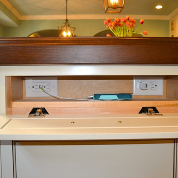 Bright & Beautiful Kitchen