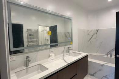 Example of a bathroom design in Los Angeles