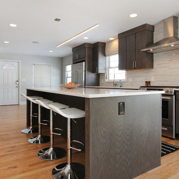 Clean and Modern Kitchen