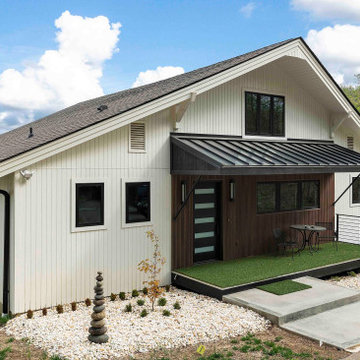 Modern Lake Cottage