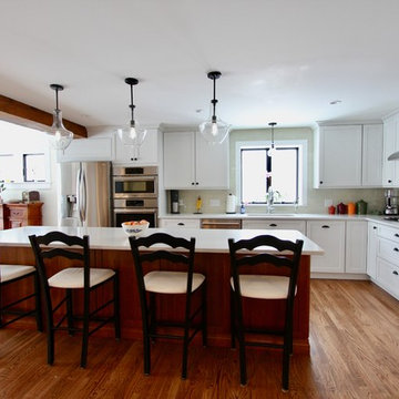 1835 Farmhouse Kitchen