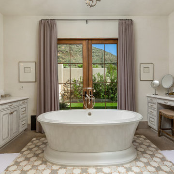 Silverleaf French Farmhouse
