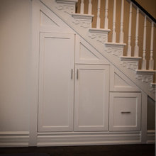 placard  sous escalier salon