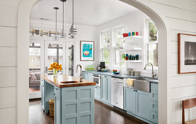 Houzz Tour: Playing With Good Tension in Austin