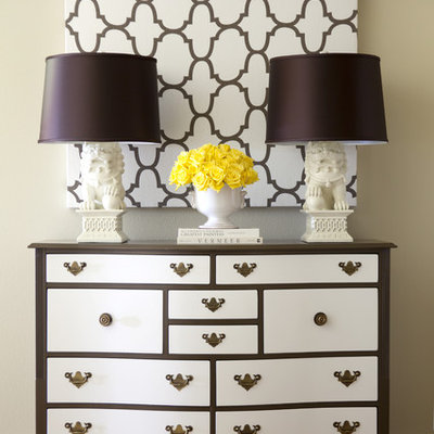 Inspiration for a large timeless home design remodel in Little Rock