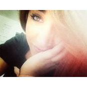 Jenny Doval's photo