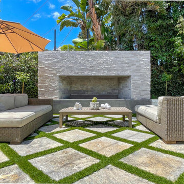 Brentwood Chic Backyard