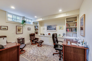 Inspiration for a timeless home office remodel in Chicago