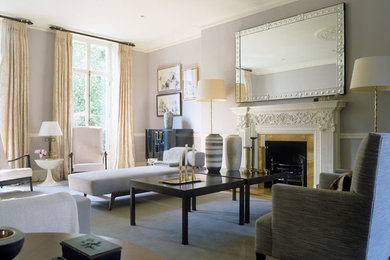 Example of an ornate living room design in Philadelphia