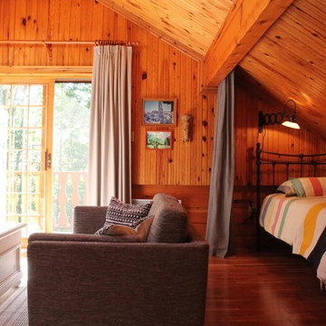 LAURENTIANS CHALET