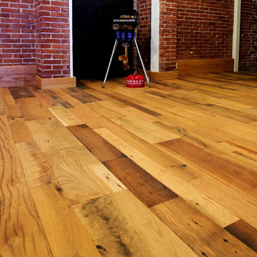 RECLAIMED OAK