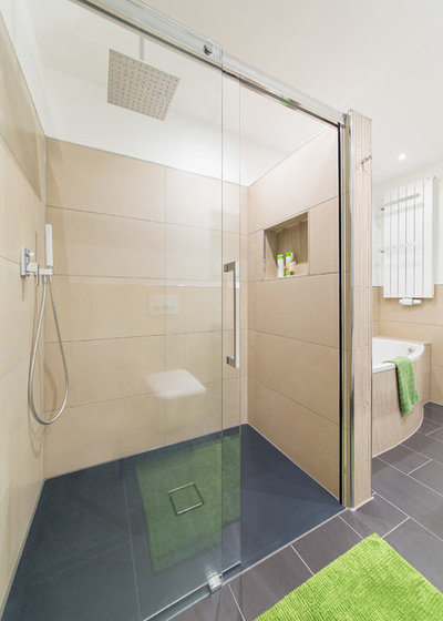 Contemporary Bathroom by Raum. Bad. R. Musculus GmbH