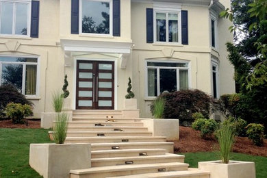 Traditional exterior home idea in Atlanta
