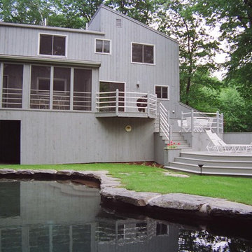 Multi-level deck