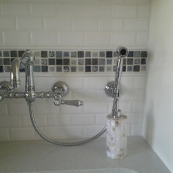 Coastal Cottage - Tile