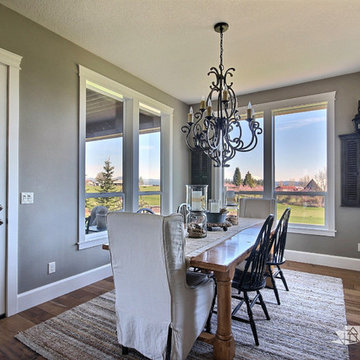 The Willow - Transitional Family Home on Acreage in Brush Prairie, Washington