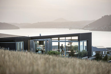 Inspiration for a contemporary exterior in Dunedin.