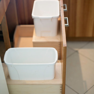 Custom Cabinet Drawers & Pull-Out Systems