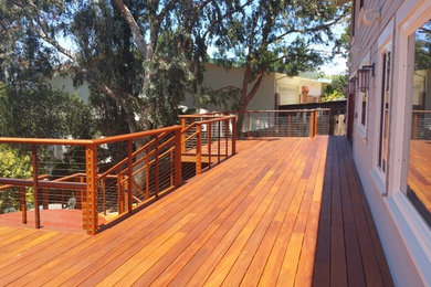 Deck - modern deck idea in San Francisco