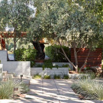 Sports Enthusiasts’ Hideaway by Klopf Architecture