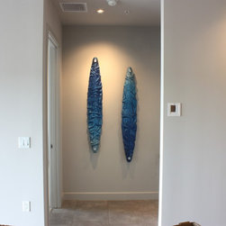 GLASS ART ON STANDOFFS - Sculptures