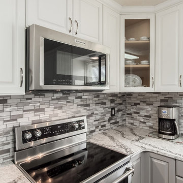 Kitchen Remodel Done in a Subtle Two-Tone Color