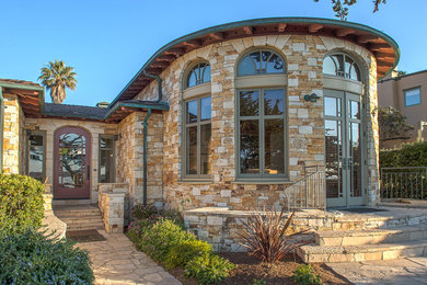 Example of a beach style exterior home design in San Francisco